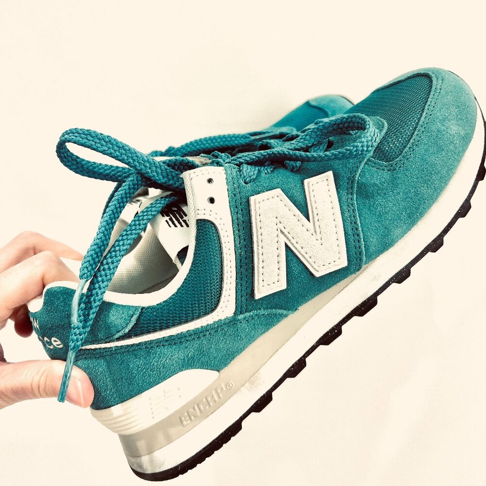 New Balance 574 v2 Lifestyle Sneakers